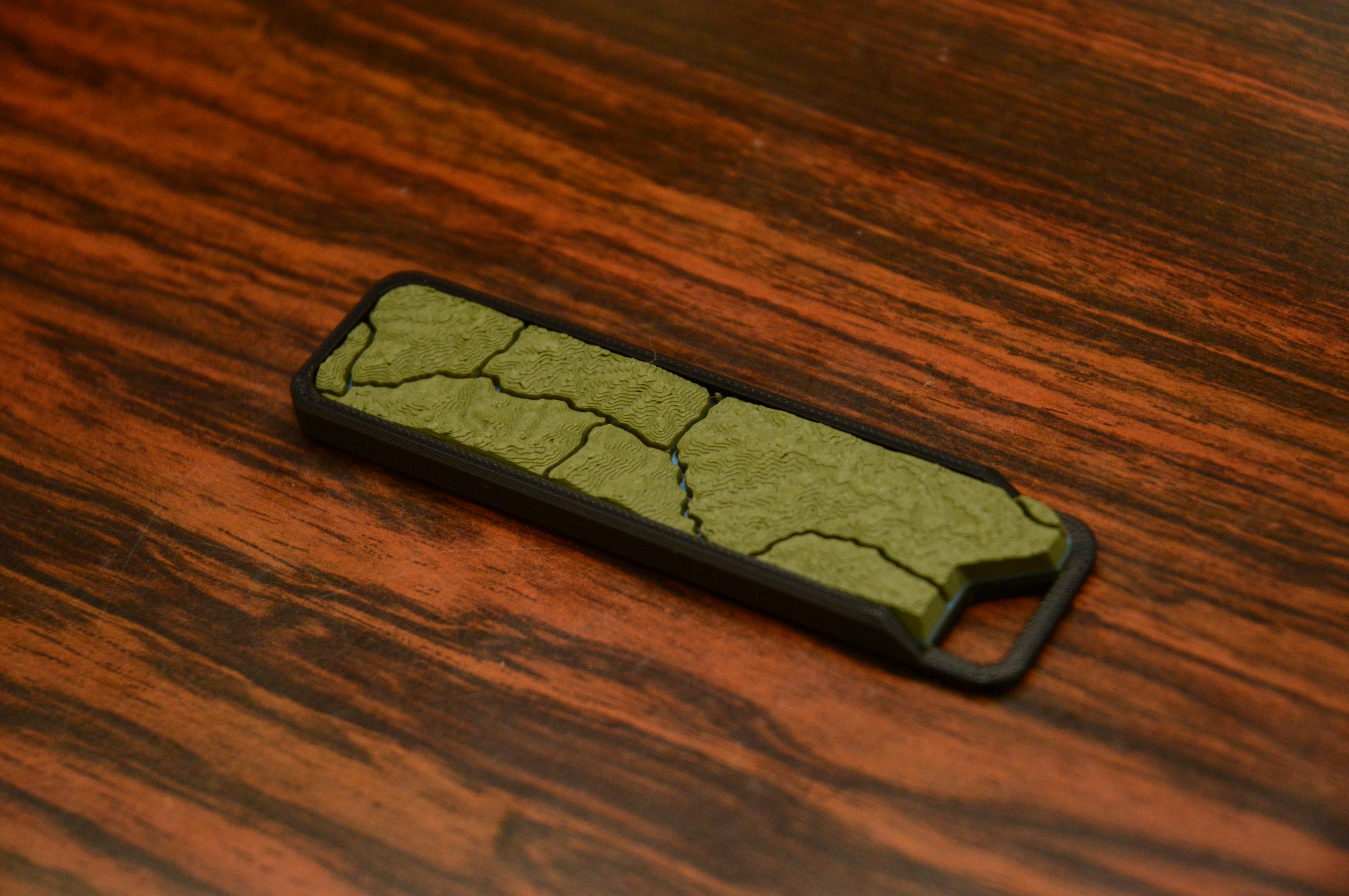 Topo Tags, 3D Printed Keychain, Customizable Topographical Map Key Tag, Jet Tag, Mountains
