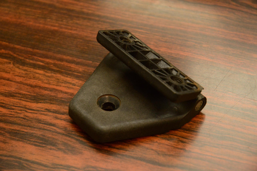 ATV Windshield Hinge, 2009 Polaris Ranger, Replaces Albert Jagger part number: 1350/005