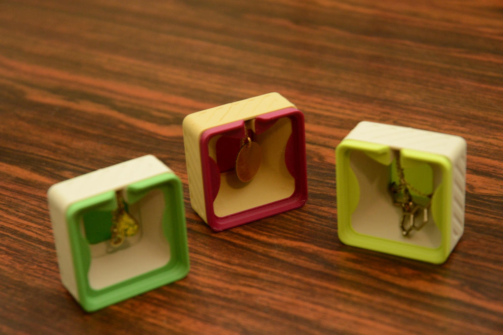 Stackable Necklace Organizer Bins, Tangle-Free Magnetic Jewelry Storage