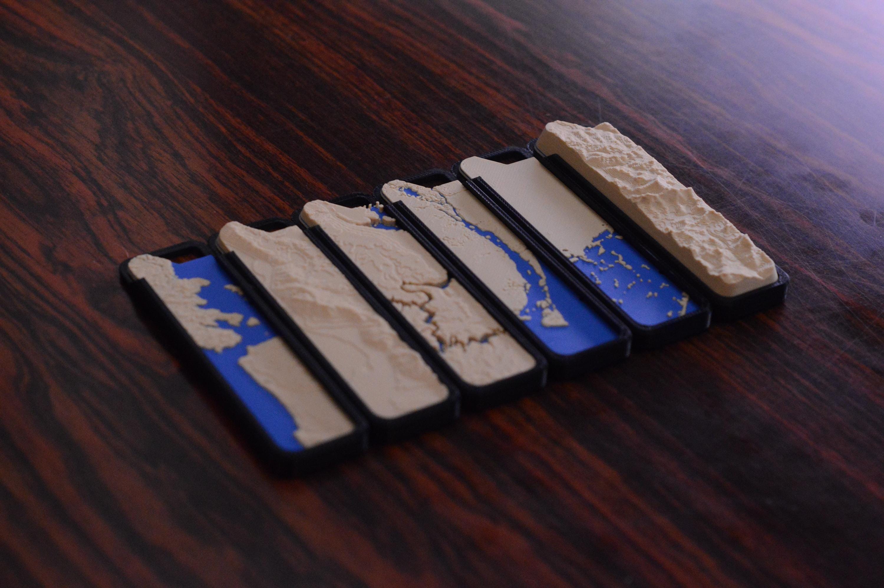Topo Tags, 3D Printed Keychain, Customizable Topographical Map Key Tag, Jet Tag, Mountains